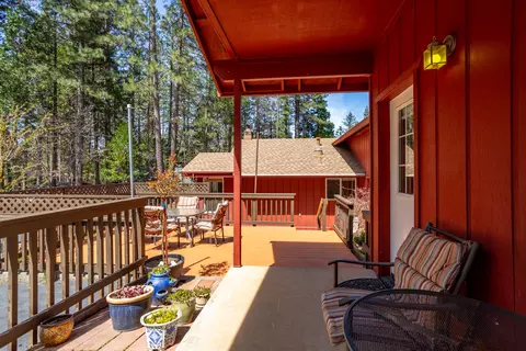 Exterior - 30563 Thumper Dr, Shingletown, CA 96088 photo 6 of 10