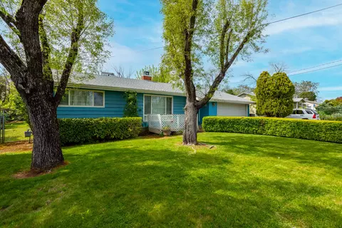 Exterior - 2876 Blue View St, Redding, CA 96002 photo 9 of 9