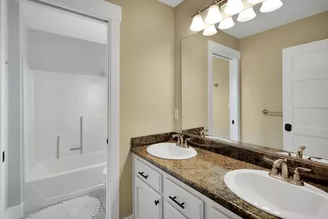 8143 Green Acres Ln, Redding, CA 96002 photo 41