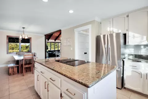 8143 Green Acres Ln, Redding, CA 96002 photo 14