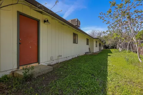 Exterior - 2750 Potts Ln, Redding, CA 96001 photo 14 of 14