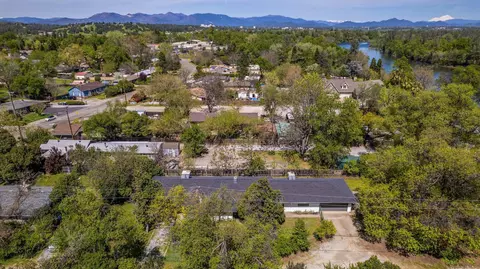 View/Area - 2750 Potts Ln, Redding, CA 96001 photo 4 of 7