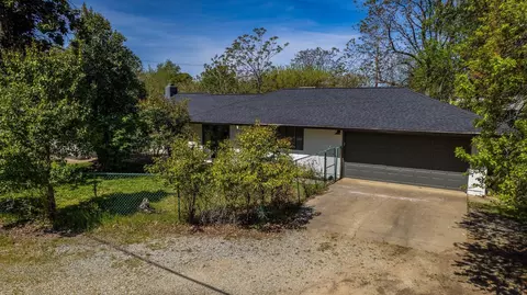 Exterior - 2750 Potts Ln, Redding, CA 96001 photo 10 of 14