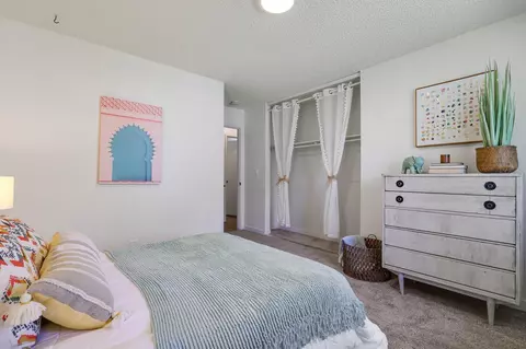 Bedroom - 2750 Potts Ln, Redding, CA 96001 photo 9 of 16