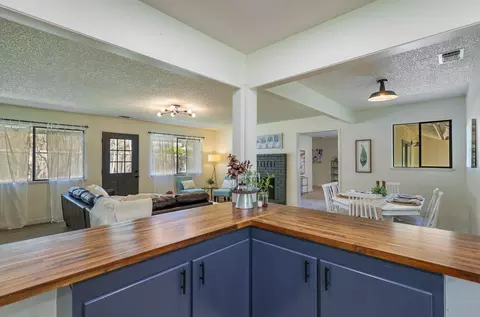 Kitchen - 2750 Potts Ln, Redding, CA 96001 photo 7 of 11