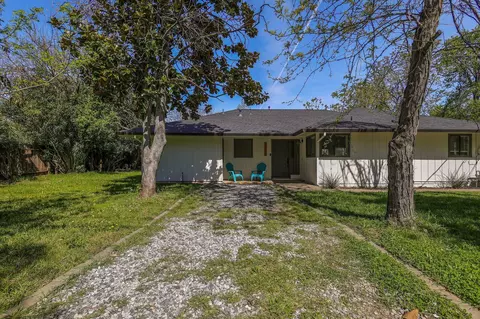 Exterior - 2750 Potts Ln, Redding, CA 96001 photo 9 of 14