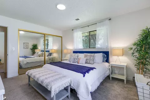 Bedroom - 2750 Potts Ln, Redding, CA 96001 photo 6 of 16