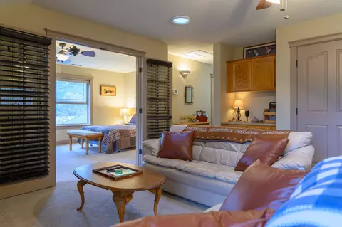 Living - 2981 Lewiston Rd, Lewiston, CA 96052 photo 7 of 8