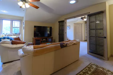 Living - 2981 Lewiston Rd, Lewiston, CA 96052 photo 6 of 8