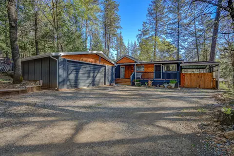 20703 Nosoni Ct, Lakehead, CA 96051