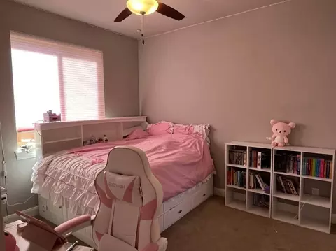 Bedroom - 936 Katmai Pl, Redding, CA 96001 photo 1 of 4