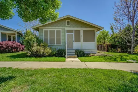2899 Lanning Ave, Redding, CA 96001