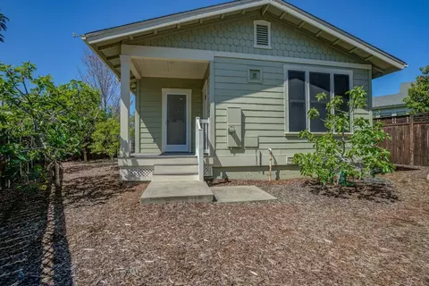 Exterior - 2899 Lanning Ave, Redding, CA 96001 photo 8 of 10