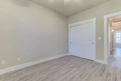 Bedroom - 2899 Lanning Ave, Redding, CA 96001 photo 2 of 2