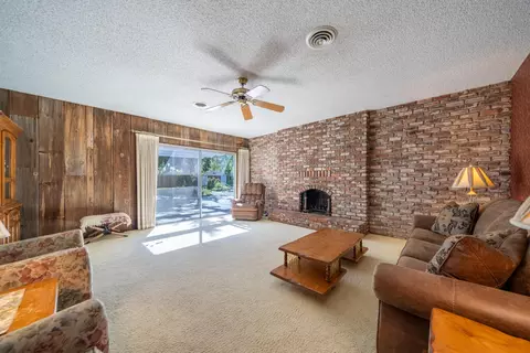 Living - 1908 Meadowbrook Dr, Redding, CA 96001 photo 3 of 3