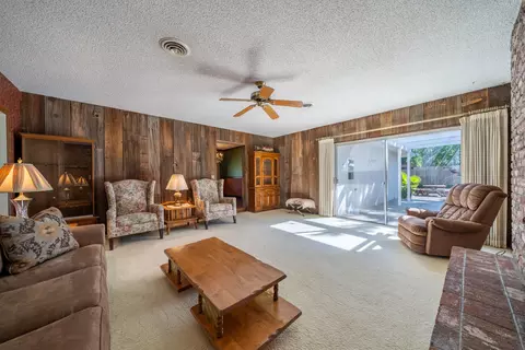 Bedroom - 1908 Meadowbrook Dr, Redding, CA 96001 photo 1 of 2