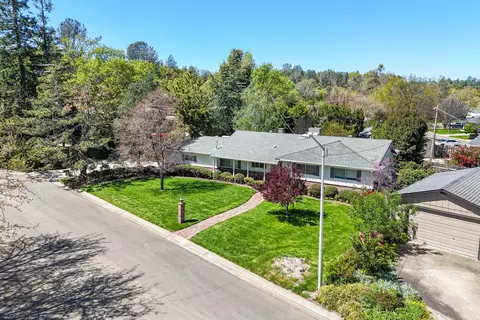 View/Area - 1908 Meadowbrook Dr, Redding, CA 96001 photo 3 of 3