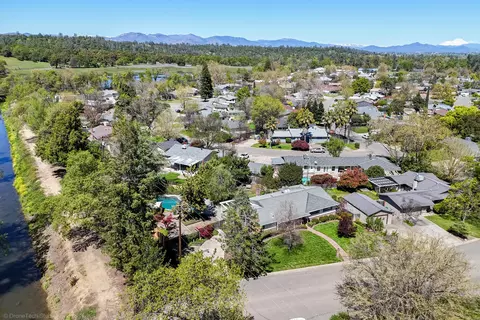 View/Area - 1908 Meadowbrook Dr, Redding, CA 96001 photo 1 of 3