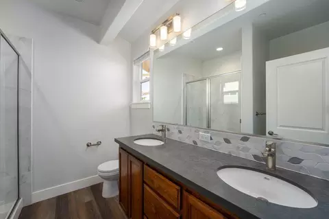 3386 Lemurian Rd, Redding, CA 96002 photo 11