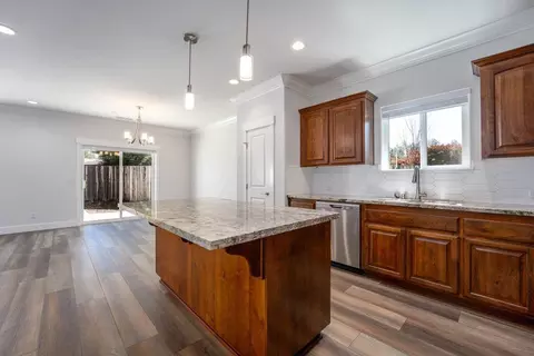 3386 Lemurian Rd, Redding, CA 96002 photo 10