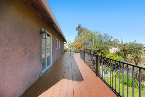 Exterior - 266 Mora Ct, Redding, CA 96003 photo 7 of 28