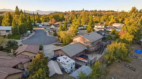 View/Area - 266 Mora Ct, Redding, CA 96003 photo 7 of 12