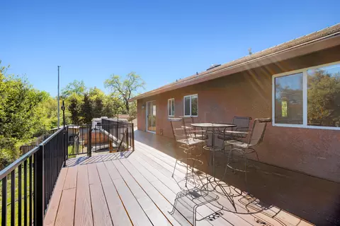 Exterior - 266 Mora Ct, Redding, CA 96003 photo 5 of 28