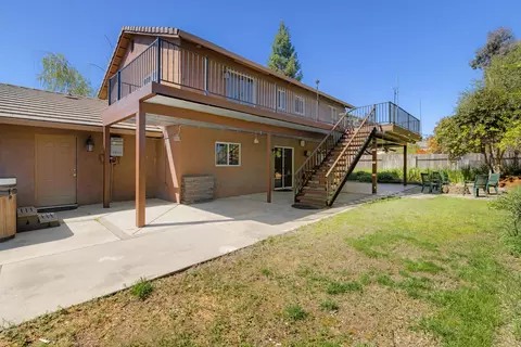 Exterior - 266 Mora Ct, Redding, CA 96003 photo 3 of 28
