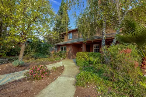 Exterior - 266 Mora Ct, Redding, CA 96003 photo 21 of 28