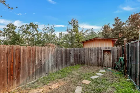 Exterior - 266 Mora Ct, Redding, CA 96003 photo 12 of 28