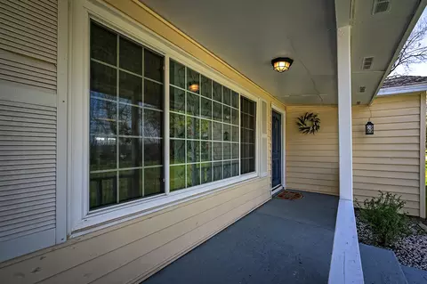 Exterior - 1471 3rd St, Anderson, CA 96007 photo 2 of 12