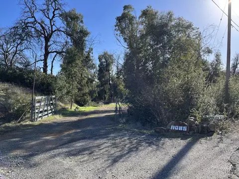 11085 Iron Mountain Rd, Redding, CA 96001 photo 2