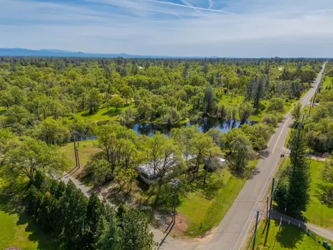 20505 Alta Vista Way, Redding, CA 96003 photo 39