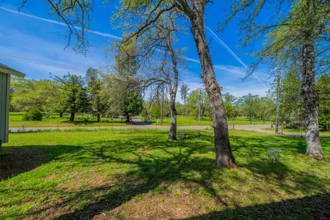 20505 Alta Vista Way, Redding, CA 96003 photo 12