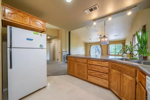 Kitchen - 22057 Loop Dr, Redding, CA 96003 photo 4 of 5