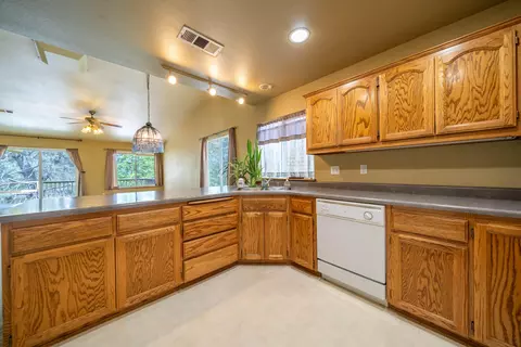 Kitchen - 22057 Loop Dr, Redding, CA 96003 photo 1 of 5