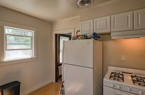 Kitchen - 620 Orchard Estates Dr, Redding, CA 96001 photo 3 of 4