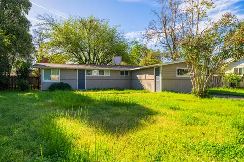 19385 Hill St, Anderson, CA 96007