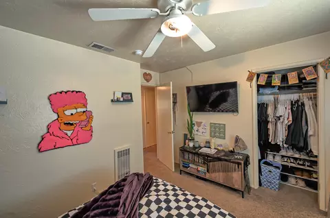 Bedroom - 630 Orchard Estates Dr, Redding, CA 96001 photo 7 of 9