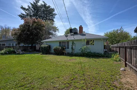 Exterior - 630 Orchard Estates Dr, Redding, CA 96001 photo 8 of 10