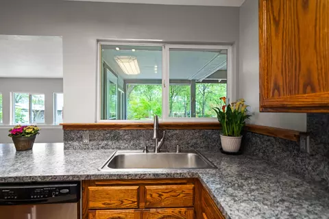 Kitchen - 21087 Hackett Ln, Redding, CA 96003 photo 3 of 5