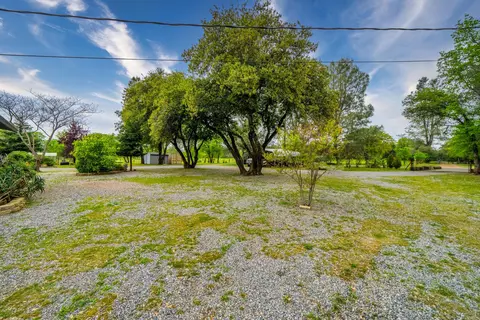 View/Area - 21087 Hackett Ln, Redding, CA 96003 photo 6 of 12