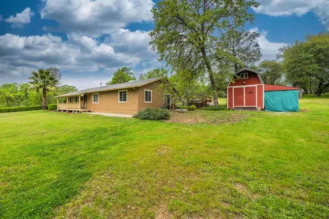 Other - 13935 Daniels Ln, Redding, CA 96003 photo 5 of 11