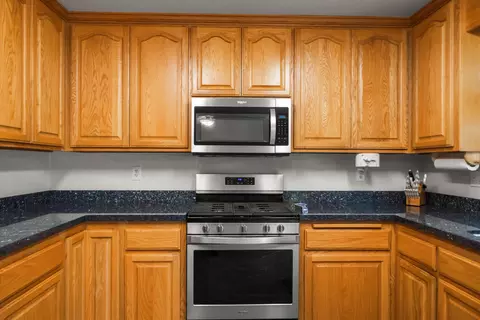 Kitchen - 13935 Daniels Ln, Redding, CA 96003 photo 4 of 4