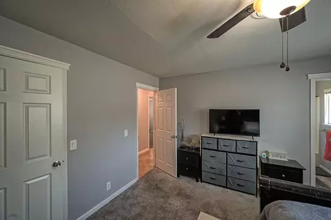 Bedroom - 3291 Alexander Dr, Redding, CA 96002 photo 3 of 8