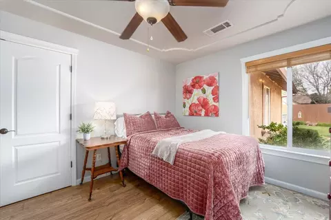 Bedroom - 1420 Donita Dr, Red Bluff, CA 96080 photo 1 of 6