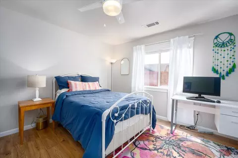 Bedroom - 1420 Donita Dr, Red Bluff, CA 96080 photo 5 of 6