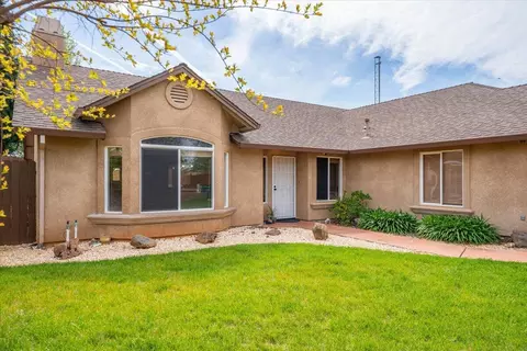Exterior - 1420 Donita Dr, Red Bluff, CA 96080 photo 2 of 15