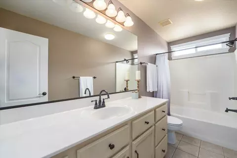 Bath - 1420 Donita Dr, Red Bluff, CA 96080 photo 3 of 3