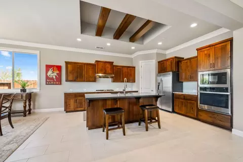 Kitchen - 945 Katmai Pl, Redding, CA 96001 photo 1 of 4